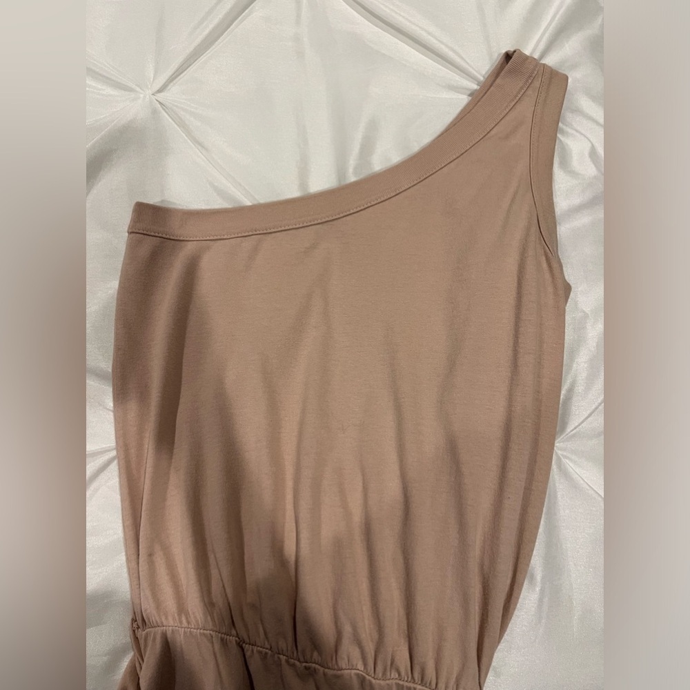 PHILANTHROPY BEIGE ONE SHOULDER RUCHED DRESSED SIZE XS - Picture 7 of 8
